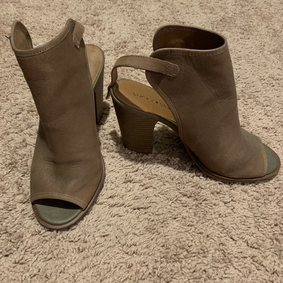 lucky brand lisza open toe bootie